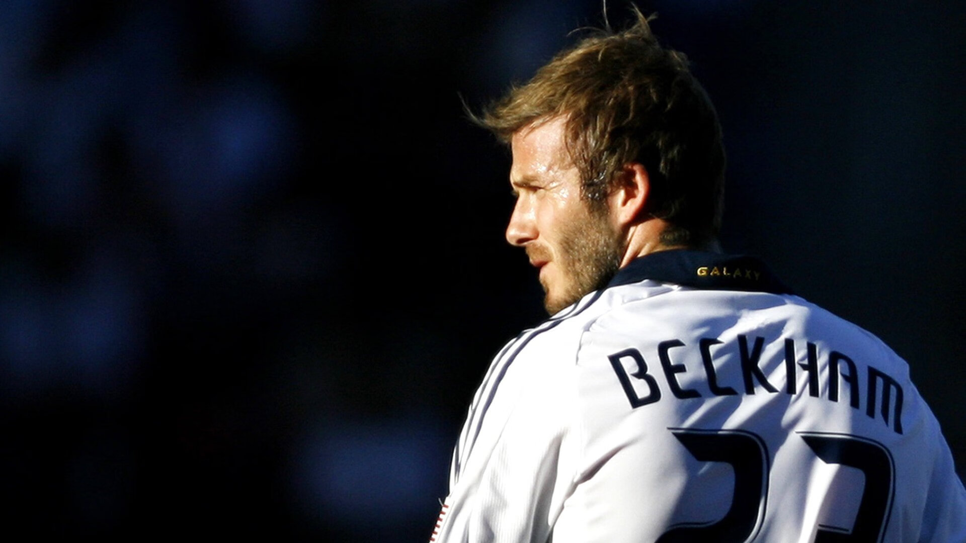 格纳布里爆发，新西兰打穿卡塔尔，足球世界里，没有理所当然的胜利