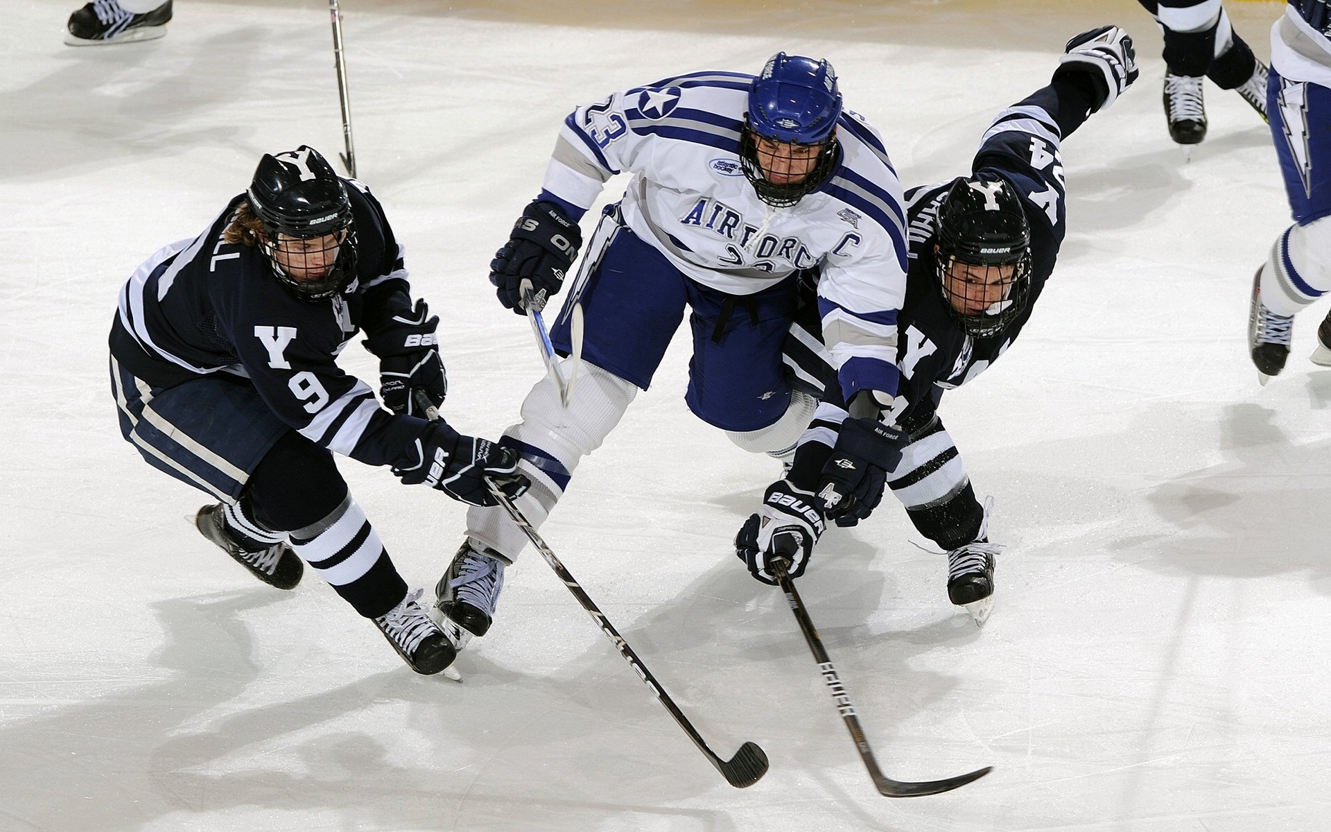 格纳布里爆发，新西兰打穿卡塔尔，足球世界里，没有理所当然的胜利