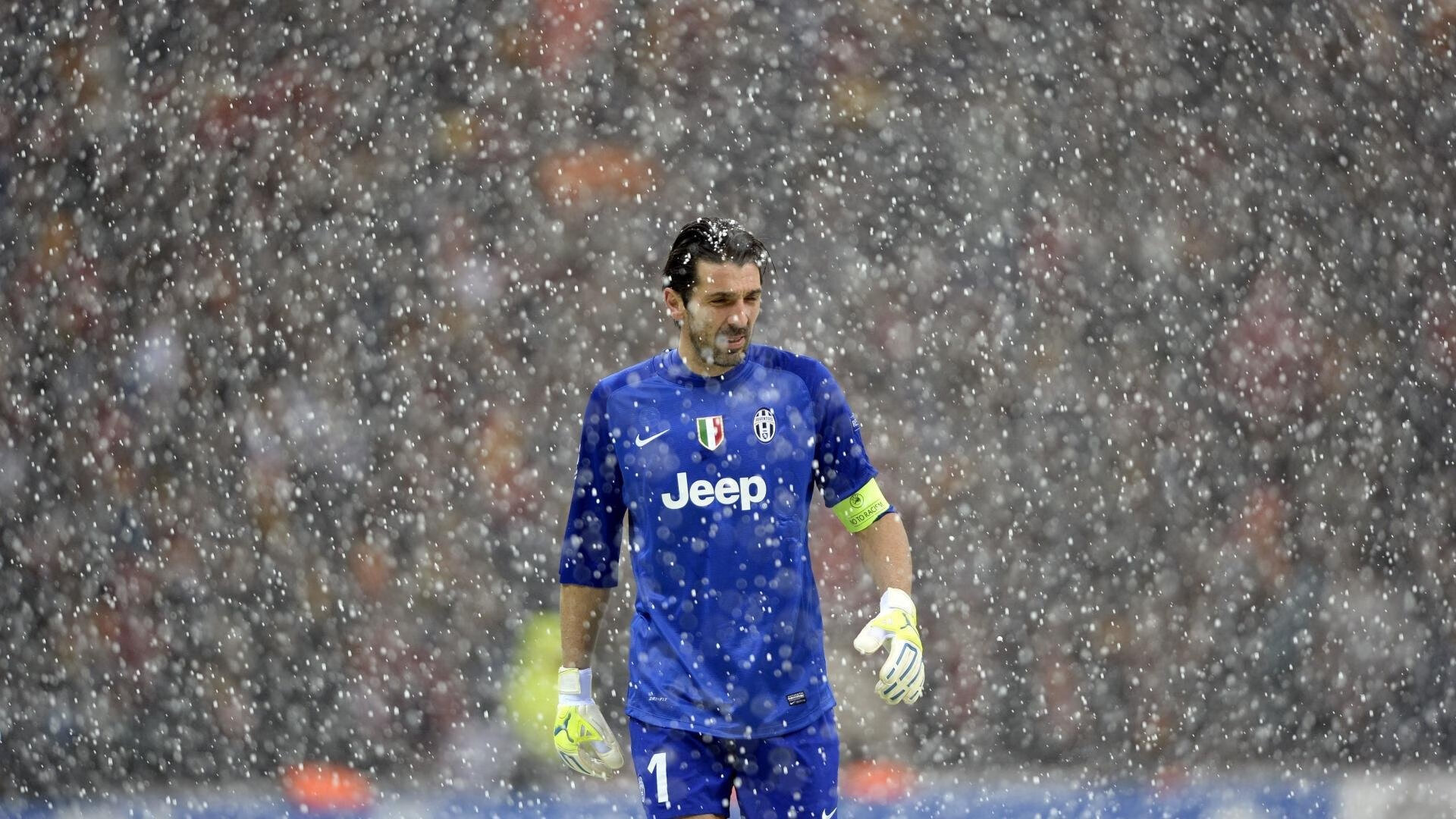 F1赛道上的伦纳德，当篮球巨星在极速弯道接管比赛