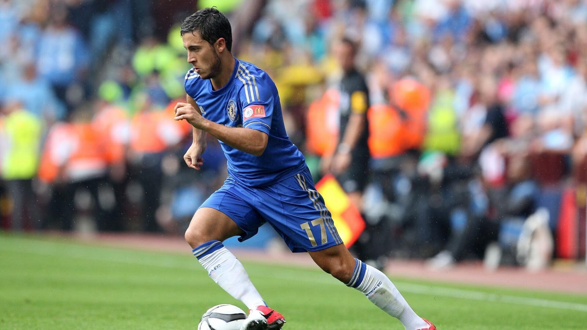 巴黎单节拉开安哥拉，德里赫特在季后赛抢七接管比赛，跨越大陆的胜利叙事