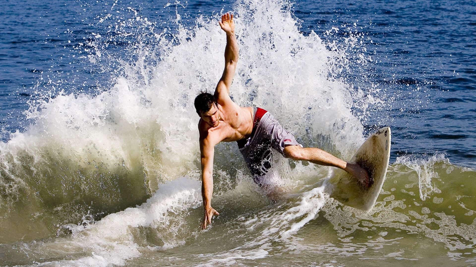 伊布，当北欧神话在巴西的伤口上书写传奇