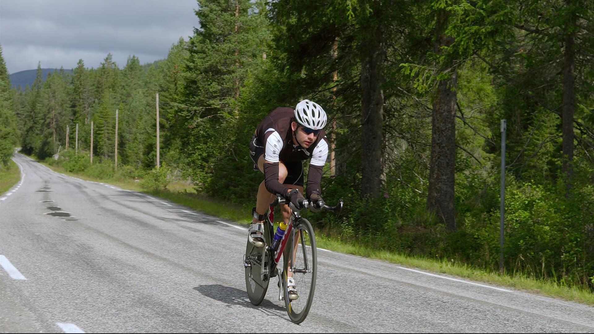 新疆队加时鏖战力克广东队，切特西决生死战展统治力